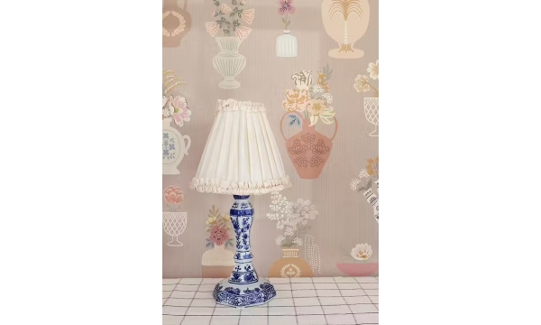 MAJVILLAN tapetai FLORAL DAIQUIRI VEIL MERINO BROWN