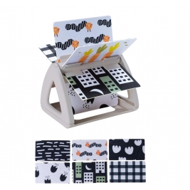 TAF TOYS sukama knygelė kūdikiui CONTRAST