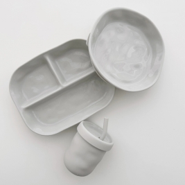 HEorSHE silikoninių indų rinkinys vaikams RIPPLE GREY